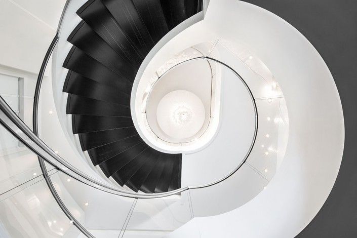 ESCALIERS-GILLES-GRENIER-DISTINCTION-0002